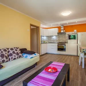 Dunja Apartman Cres